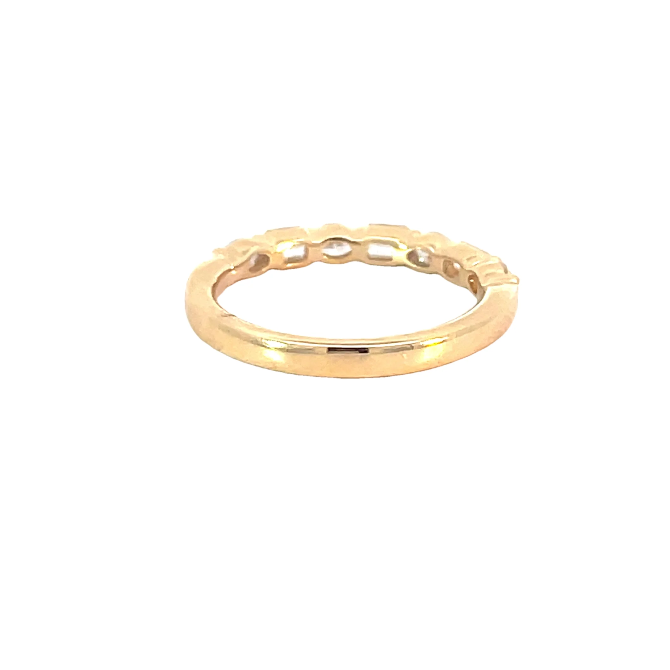 Yellow Gold Alternating Diamond Band - Image 3