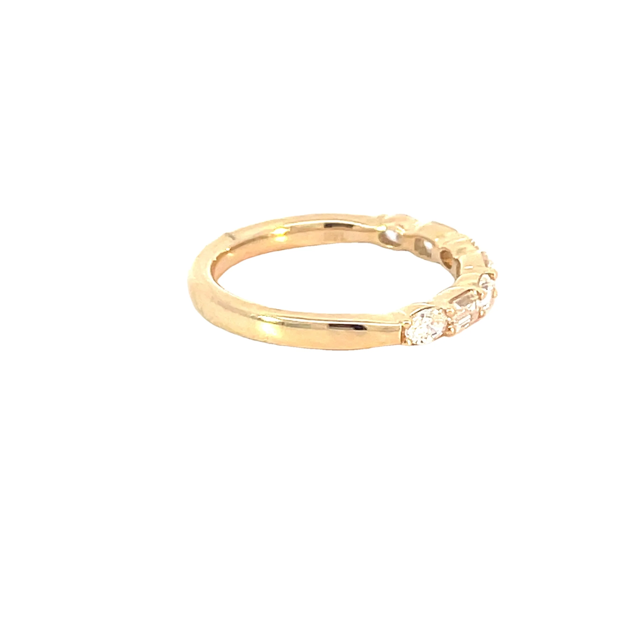 Yellow Gold Alternating Diamond Band - Image 4